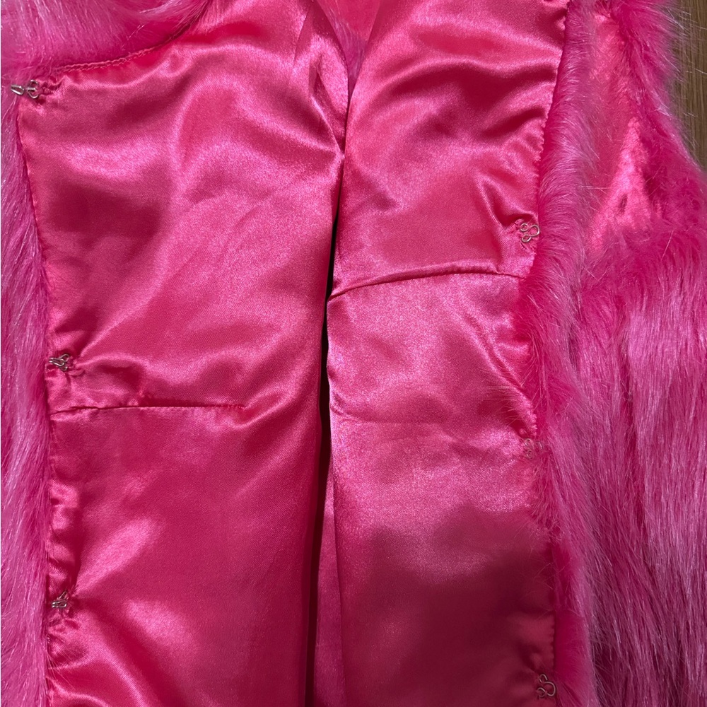 L'ATISTE Vibrant Pink Faux Fur Vest - Picture 3 of 3